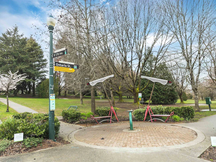 14 W 37th Avenue, Vancouver, BC, V5Y 2N1 - 24