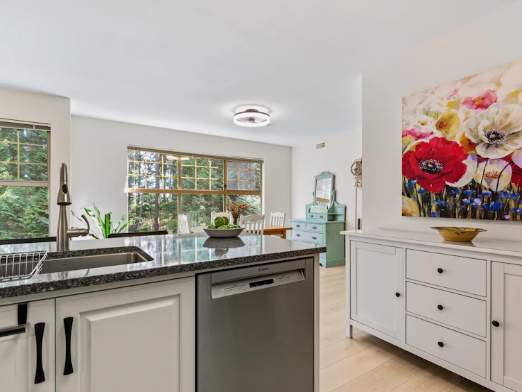 201-180 Ravine Drive, Port Moody, BC, V3H 4Z3 - 6