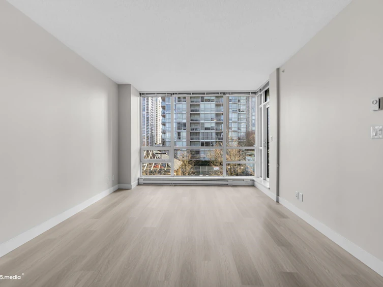 706-2968 Glen Drive, Coquitlam, BC, V3B 0C4 - 3