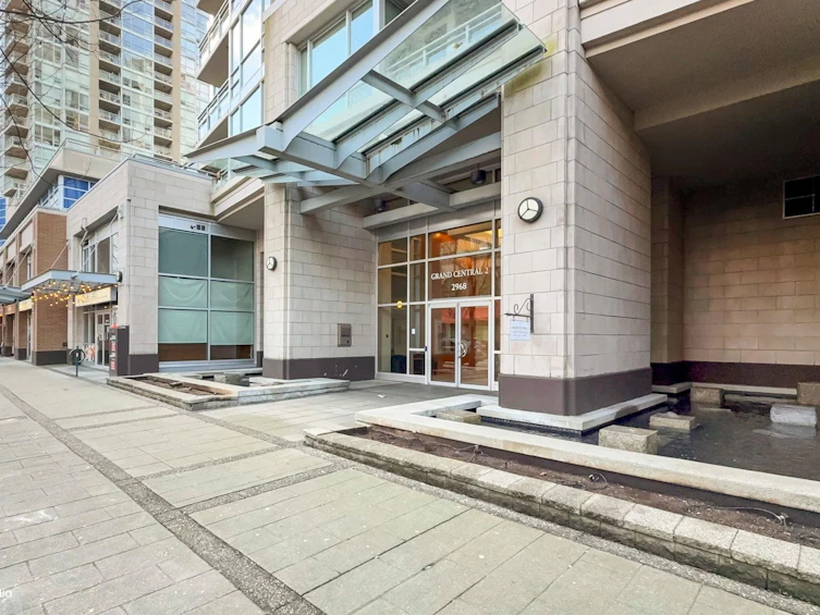 706-2968 Glen Drive, Coquitlam, BC, V3B 0C4 - 32