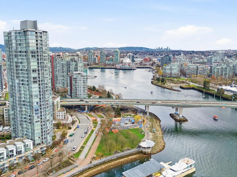 1808-193 Aquarius Mews, Vancouver, BC, V6Z 2Z2 - 37