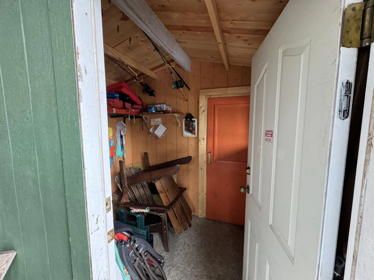 15133 Cowell Road, Pender Harbour Egmont, BC, V0N 2H1 - 15