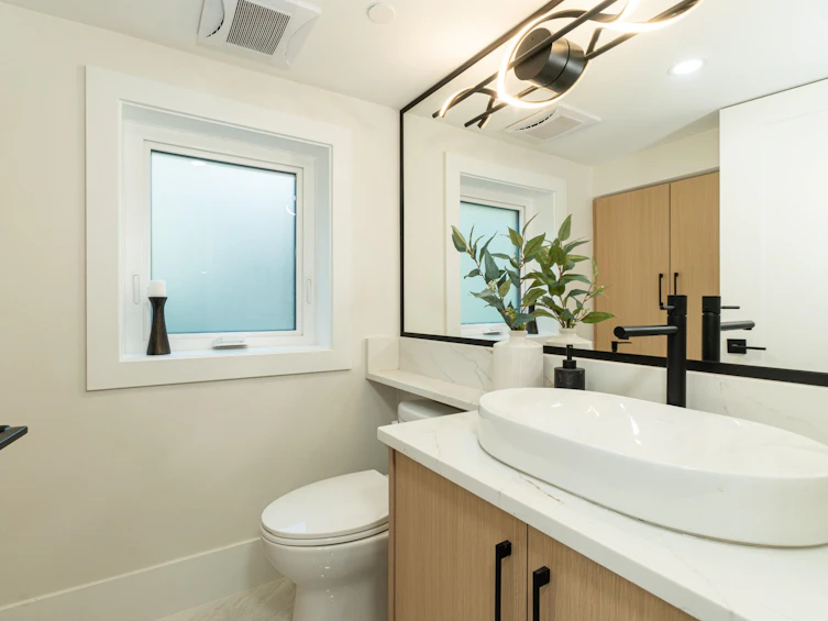 1552 W 66th Avenue, Vancouver, BC, V6P 2R9 - 8