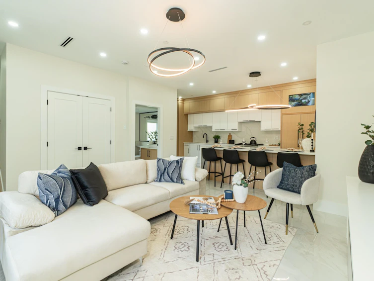 1552 W 66th Avenue, Vancouver, BC, V6P 2R9 - 2