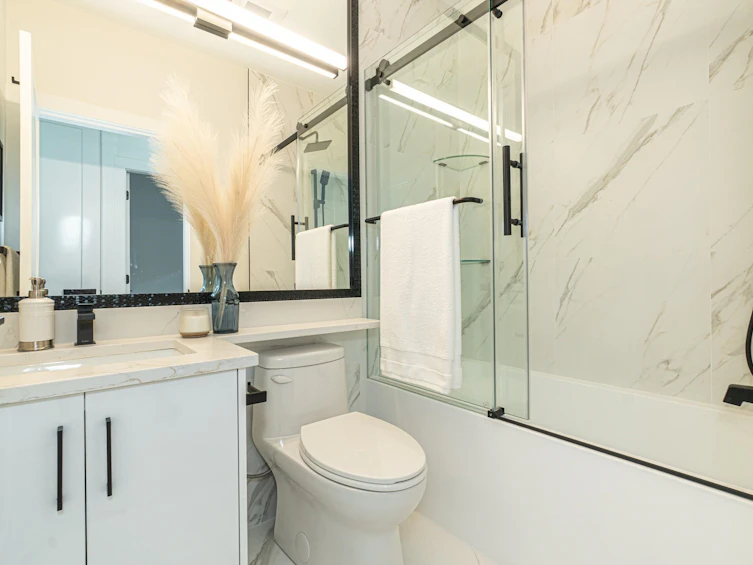 1552 W 66th Avenue, Vancouver, BC, V6P 2R9 - 14