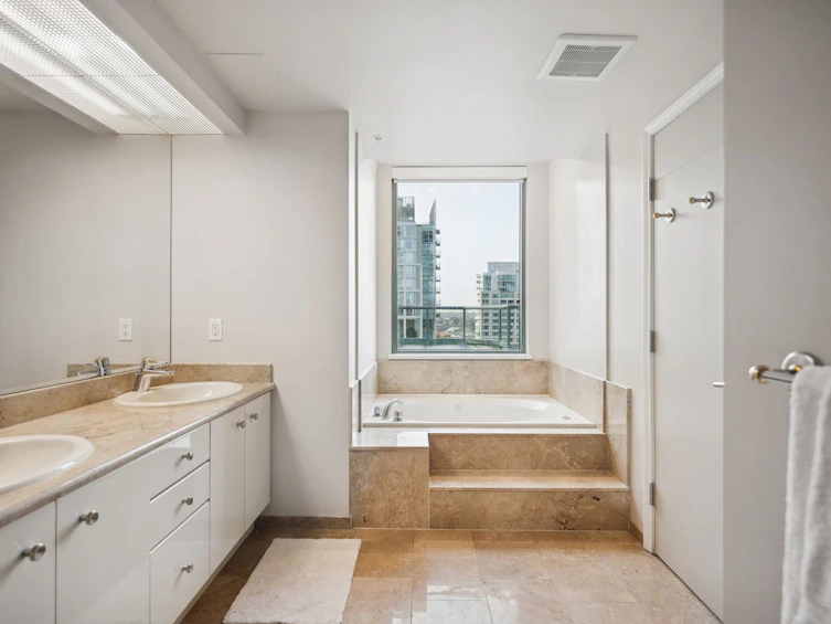 PH 3-4-1383 Howe Street, Vancouver, BC, V6Z 2R5 - 19