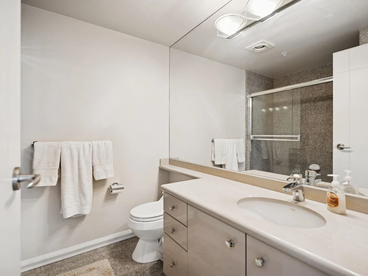 PH 3-4-1383 Howe Street, Vancouver, BC, V6Z 2R5 - 23