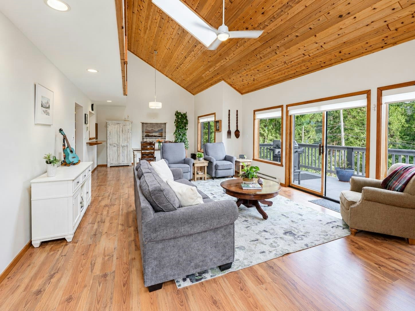 8096 Westwood Road, Halfmoon Bay, BC, V7Z 1A7