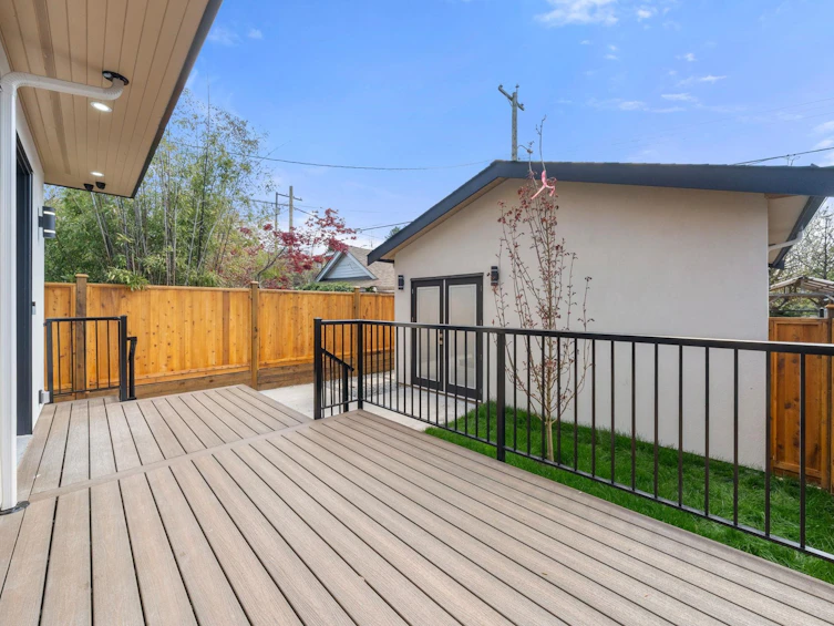 2-1582 E 2nd Avenue, Vancouver, BC, V5N 1C7 - 5