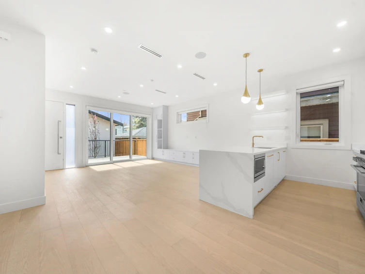 2-1582 E 2nd Avenue, Vancouver, BC, V5N 1C7 - 16