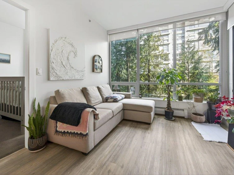 210-9080 University Crescent, Burnaby, BC, V5A 0B7 - 10