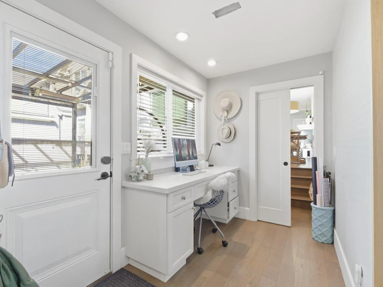 17330 2nd Avenue, Surrey, BC, V3Z 9P9 - 31
