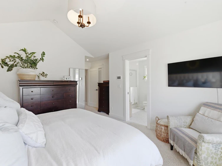 17330 2nd Avenue, Surrey, BC, V3Z 9P9 - 20