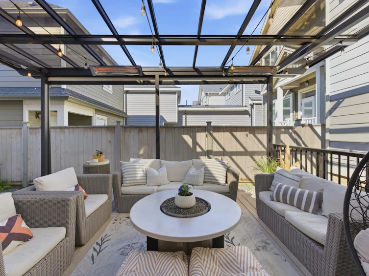 17330 2nd Avenue, Surrey, BC, V3Z 9P9 - 15