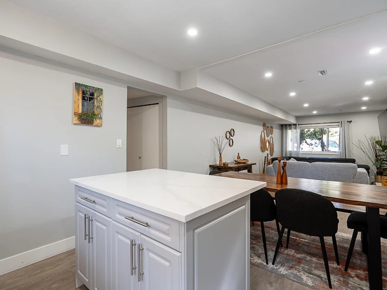 2333 Kirkstone Road, North Vancouver, BC, V7J 3M1 - 28