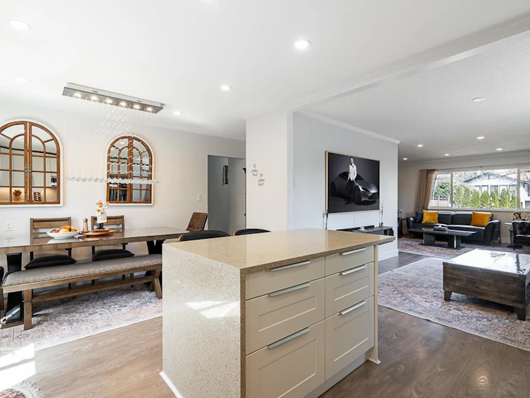 2333 Kirkstone Road, North Vancouver, BC, V7J 3M1 - 10