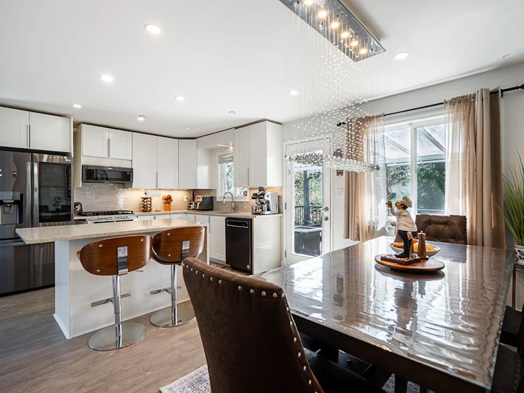 2333 Kirkstone Road, North Vancouver, BC, V7J 3M1 - 13
