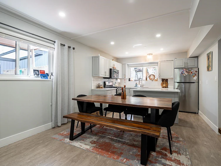 2333 Kirkstone Road, North Vancouver, BC, V7J 3M1 - 27