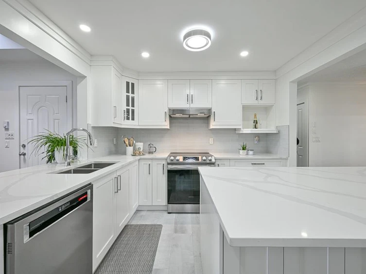 11554 83a Avenue, Delta, BC, V4C 2J8 - 13