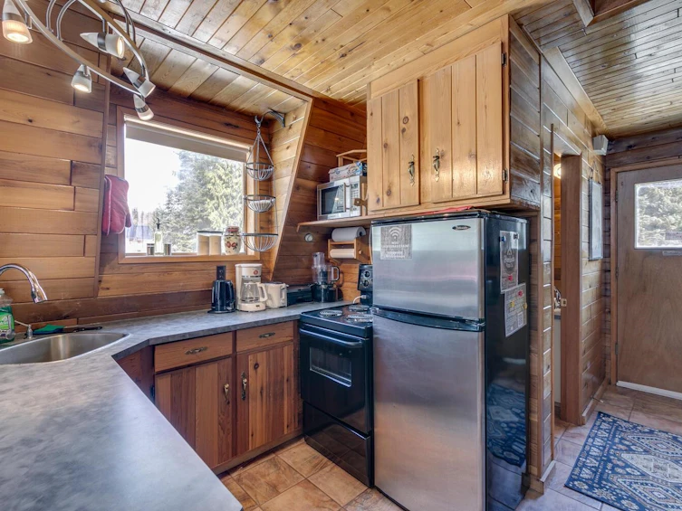 46890 Sakwi Creek Road, Mission, BC, V0M 1A1 - 13
