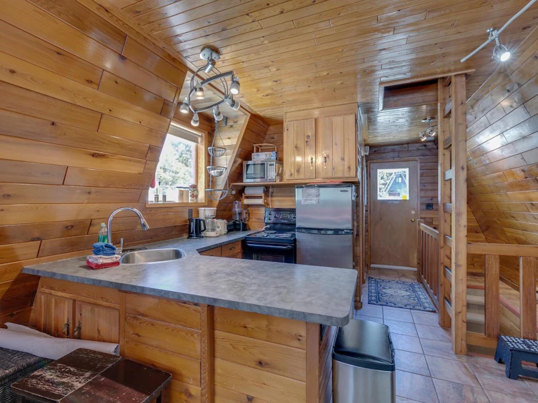46890 Sakwi Creek Road, Mission, BC, V0M 1A1 - 12