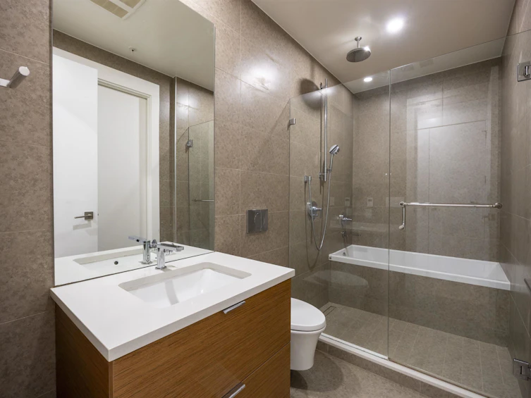 406-6687 Nelson Avenue, West Vancouver, BC, V7W 2B2 - 6