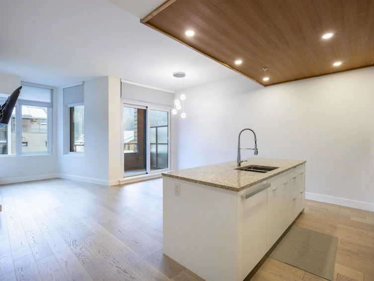406-6687 Nelson Avenue, West Vancouver, BC, V7W 2B2 - 4