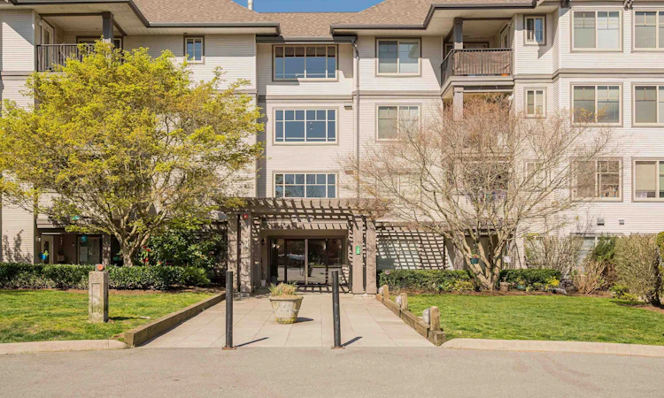 332-27358 32 Avenue