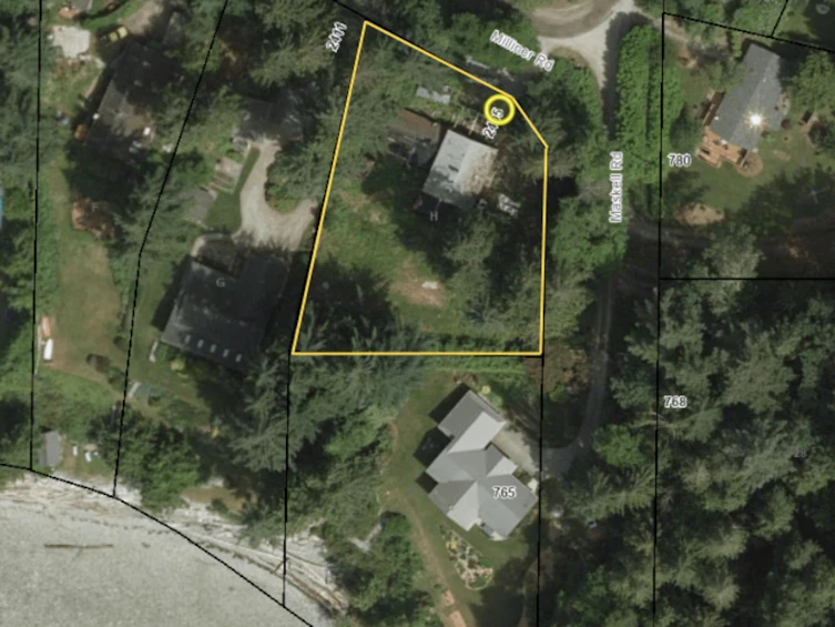 2405 Milliner Road, Roberts Creek, BC, V0N 2W6 - 2