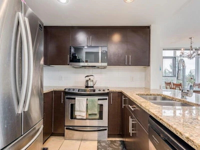 806-575 Delestre Avenue - 4