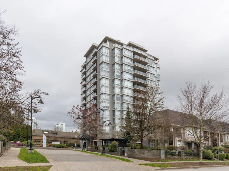 806-575 Delestre Avenue, Coquitlam, BC, V3K 0A6 - 2