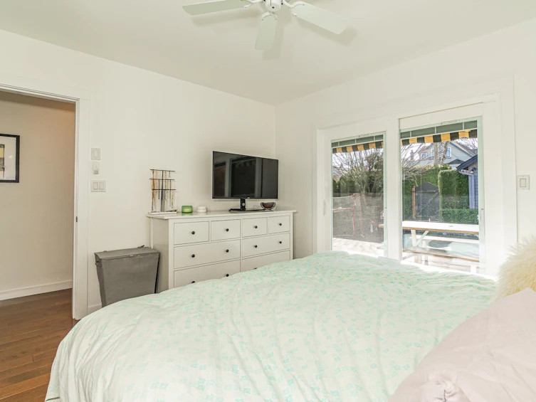 3762 W 13th Avenue, Vancouver, BC, V6R 2S6 - 14