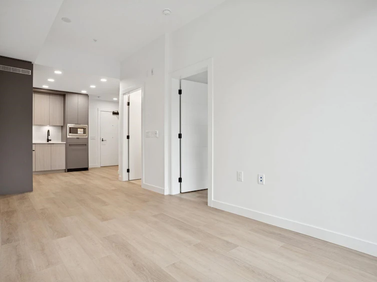 104-2268 E Broadway Street, Vancouver, BC, V5N 0L2 - 8