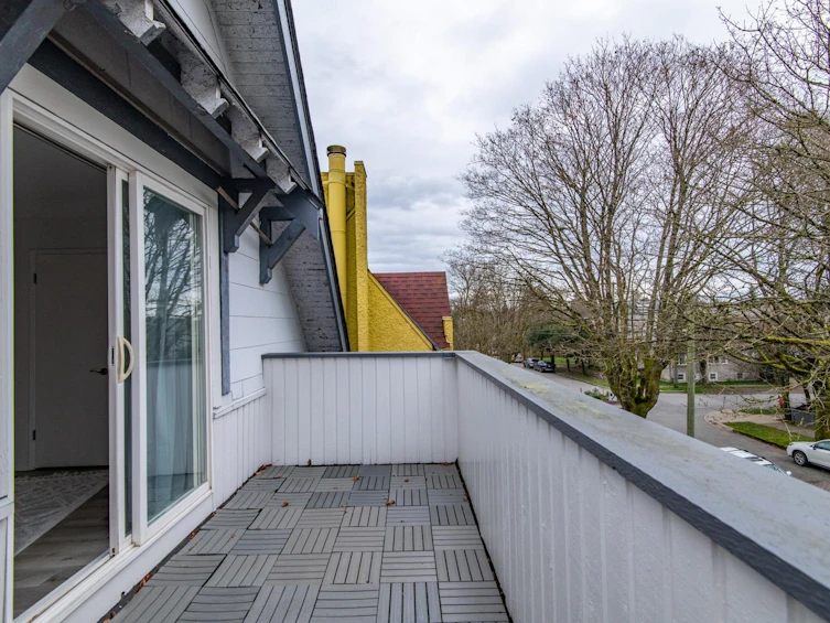 3315 W 6th Avenue, Vancouver, BC, V6R 1T2 - 19
