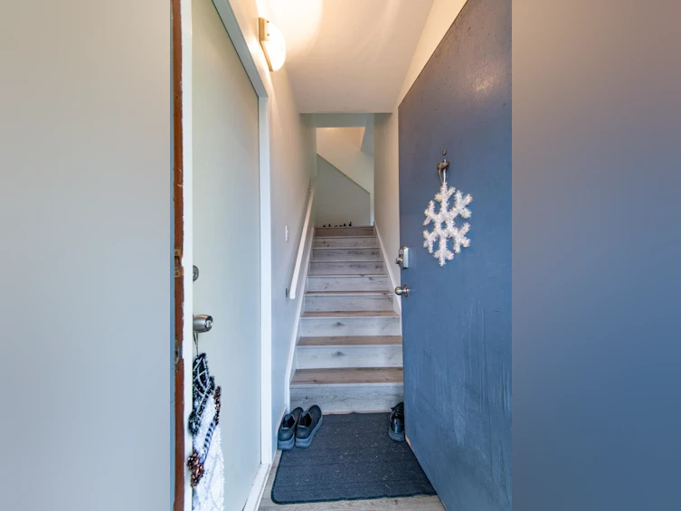 3315 W 6th Avenue, Vancouver, BC, V6R 1T2 - 11