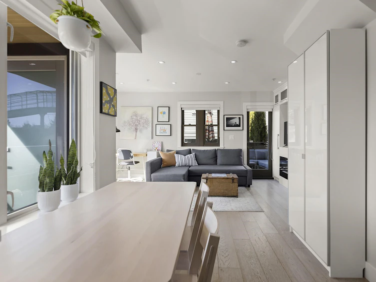 1011 Keefer Street, Vancouver, BC, V6A 1Y9 - 21