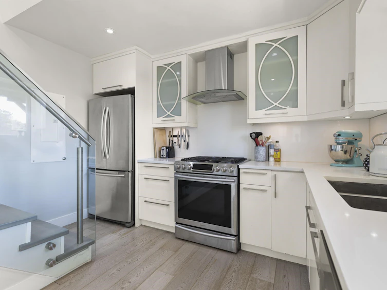1011 Keefer Street, Vancouver, BC, V6A 1Y9 - 13