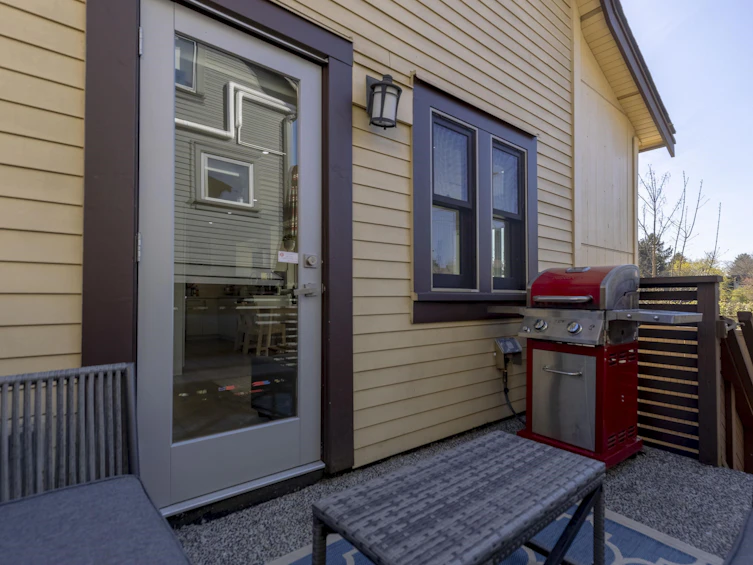 1011 Keefer Street, Vancouver, BC, V6A 1Y9 - 5