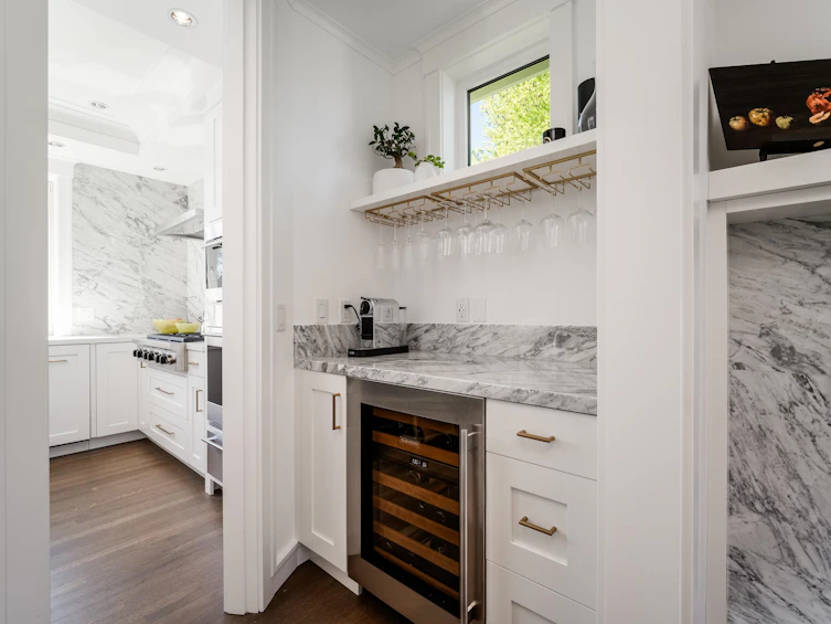 2040 W 58th Avenue, Vancouver, BC, V6P 1X4 - 8