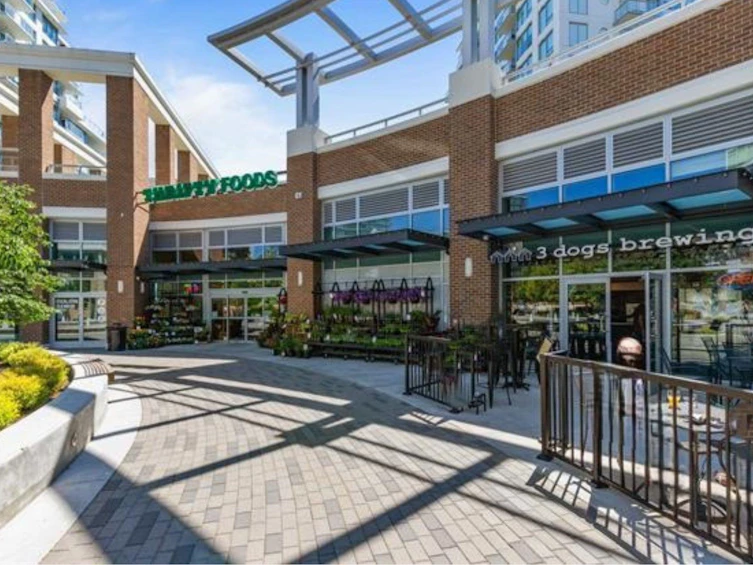 905-15152 Russell Avenue, Surrey, BC, V4B 0A3 - 24