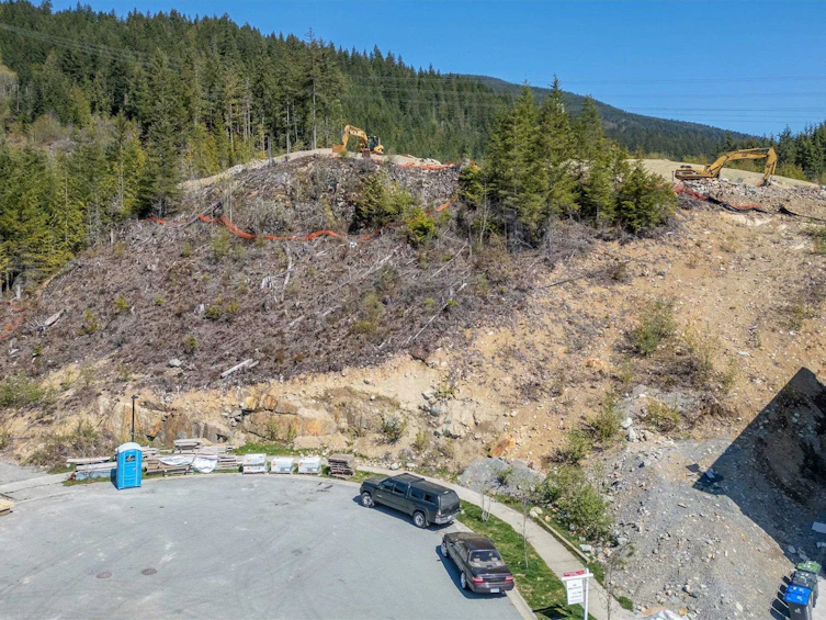 34-3385 Mamquam Road, Squamish, BC, V8B 0E3 - 14