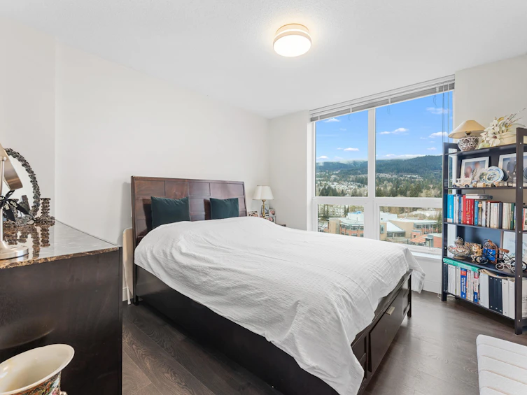 1102-3007 Glen Drive, Coquitlam, BC, V3B 0L8 - 7