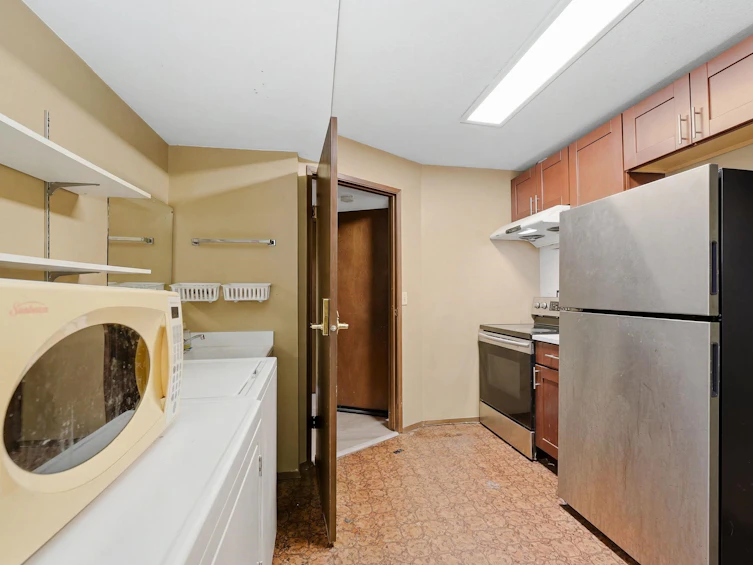 4264 Fitzgerald Avenue, Burnaby, BC, V5G 3R8 - 31
