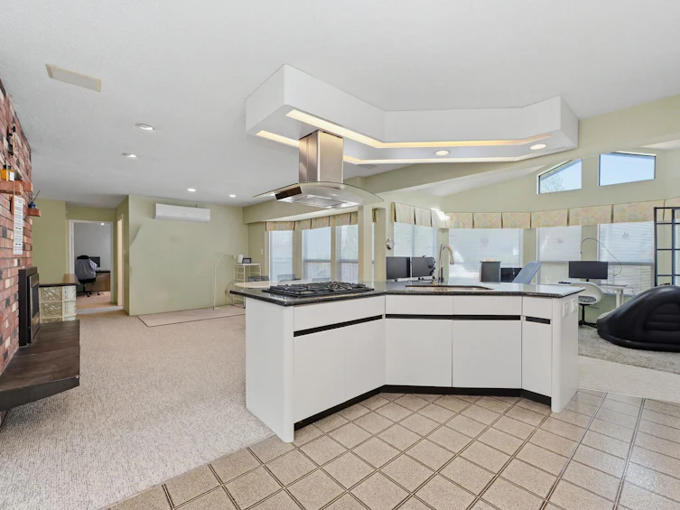 4264 Fitzgerald Avenue, Burnaby, BC, V5G 3R8 - 6