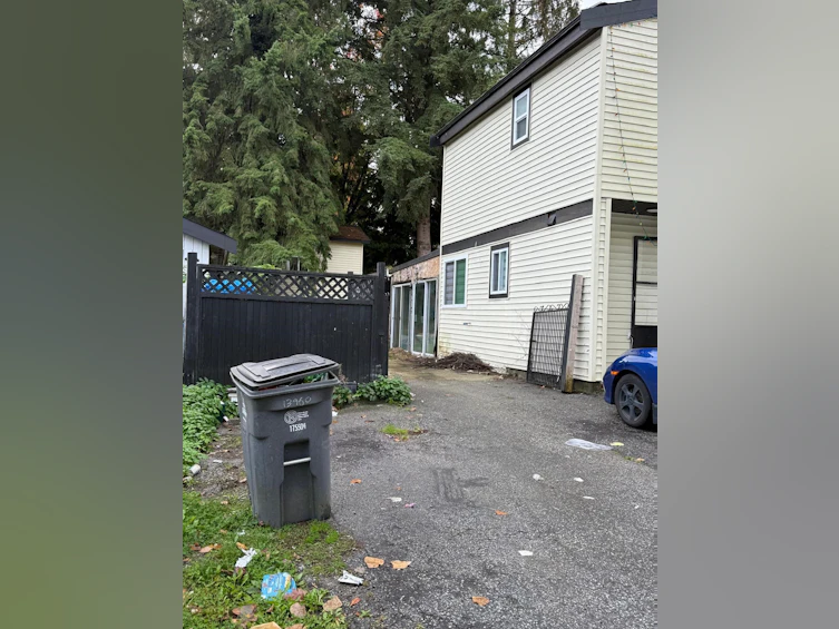 13960 80a Avenue, Surrey, BC, V3W 6P6 - 2