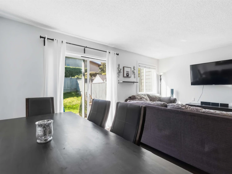 2713 Ellerslie Avenue, Burnaby, BC, V5B 4R9 - 11