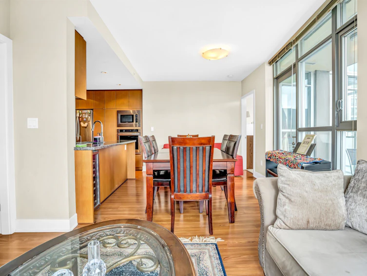 1003-3008 Glen Drive, Coquitlam, BC, V3B 0J5 - 7