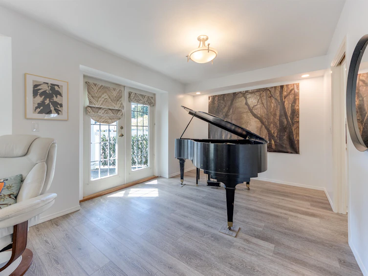 71-34959 Old Clayburn Road, Abbotsford, BC, V2S 6W7 - 9