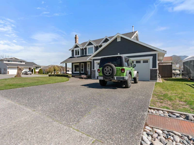 6748 Henry Street - 2