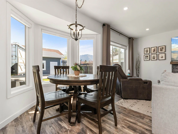 6748 Henry Street, Chilliwack, BC, V2R 2Z9 - 26